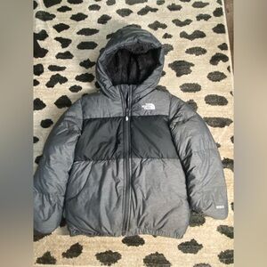 North Face Coat - gray/black - boys size 6T